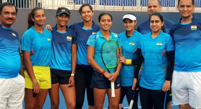 India trails China in Fed Cup